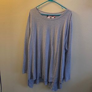 Lightweight cotton long sleeve top